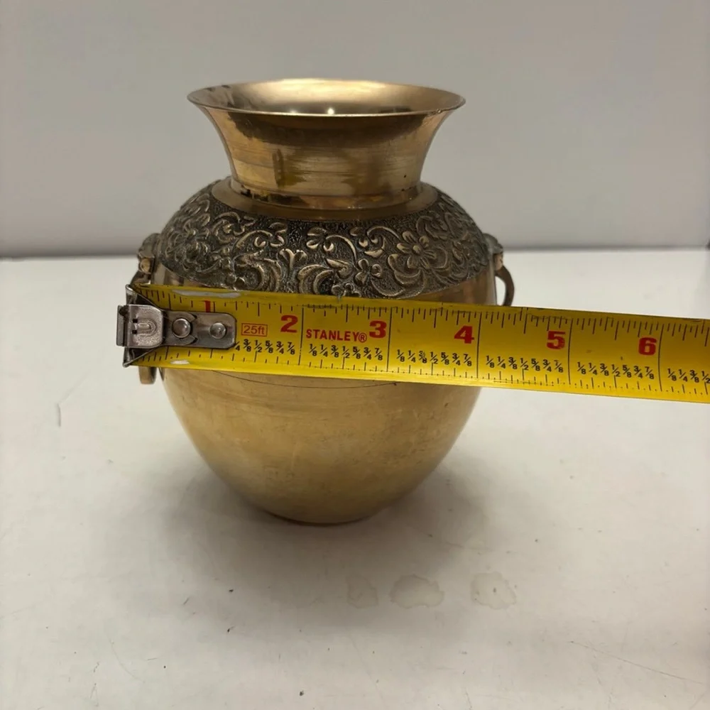 Vintage brass pot vase decor
